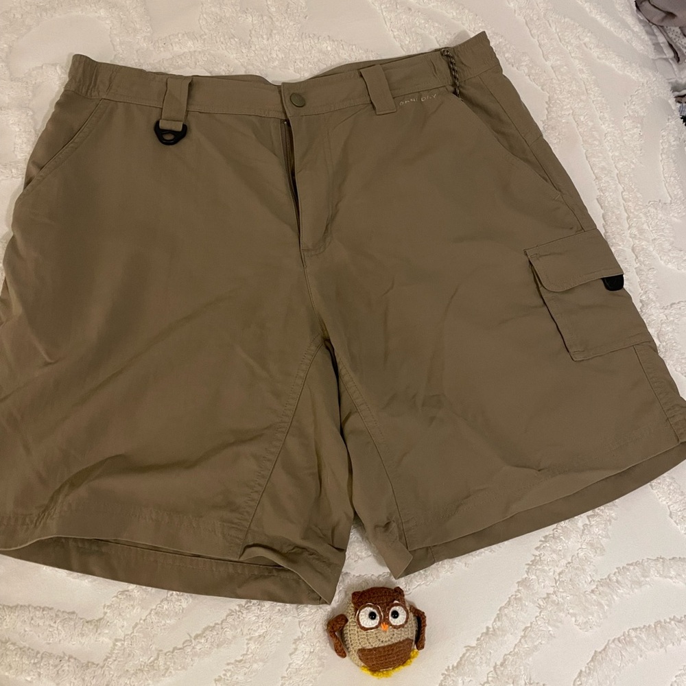 Women’s Columbia Cargo Shorts